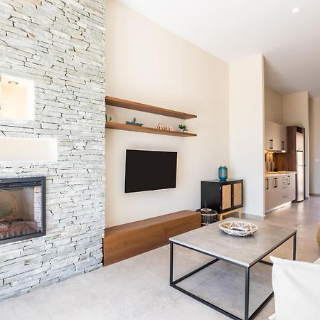 Euphoria Suites Lakki  Экстерьер фото